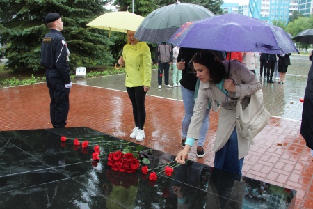 Камполянцы возложили цветы в День памяти и скорби