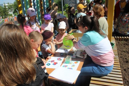 "Ура, каникулы!"- в Камских Полянах отметили Международный день защиты детей