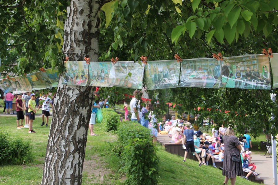 В Камских Полянах впервые прошел книжный фестиваль "Библиотека без границ"