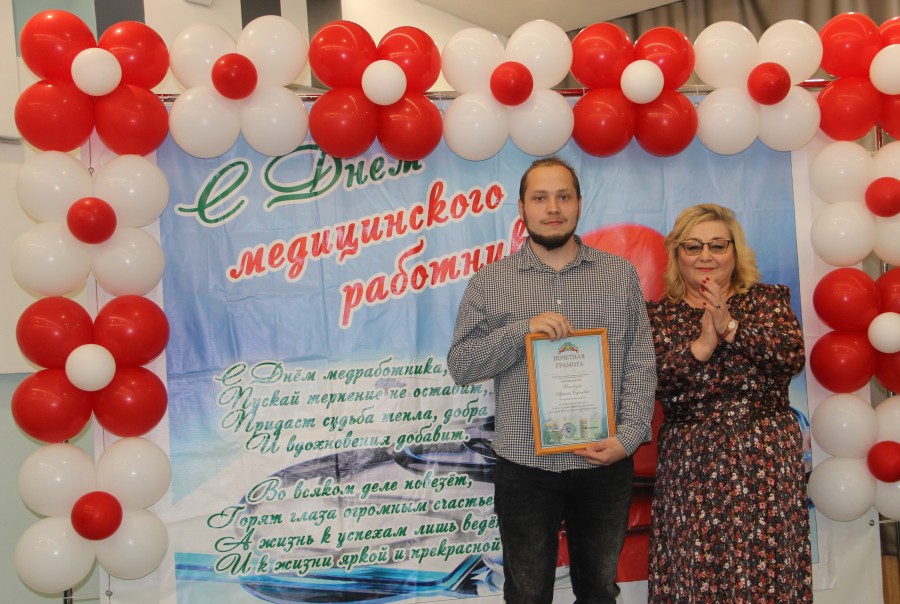 Медработники Камских Полян отмечают свой профессиональный праздник