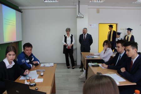 Депутат Госсовета РТ Руслан Гиззатуллин встретился со школьниками Камских Полян