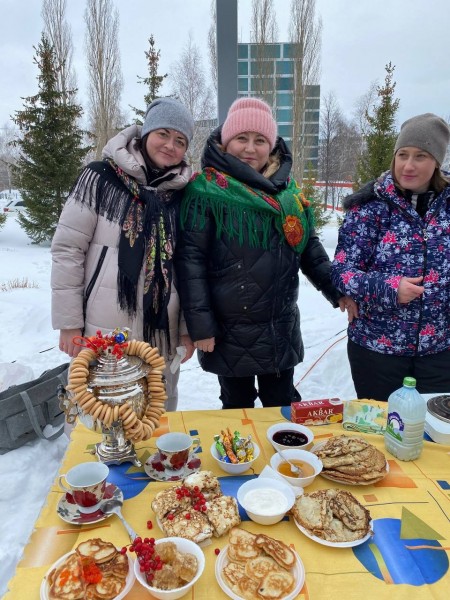 В Камских Полянах прошли масленичные гуляния
