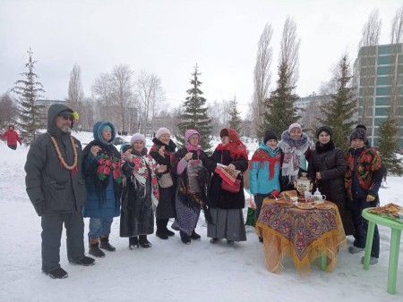 В Камских Полянах прошли масленичные гуляния
