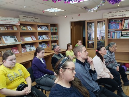 В камполянской библиотеке прошли рождественские встречи для подопечных дома-интерната