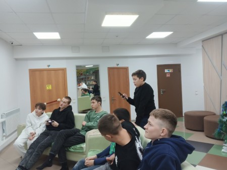 В молодежном центре "Алан" прошел турнир по киберспорту среди молодежи Камских Полян копия