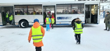Учащиеся школы № 2 побывали на экскурсии в аэропорту "Бегишево" копия