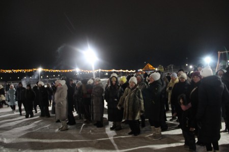 В экопарке открылся елочный городок