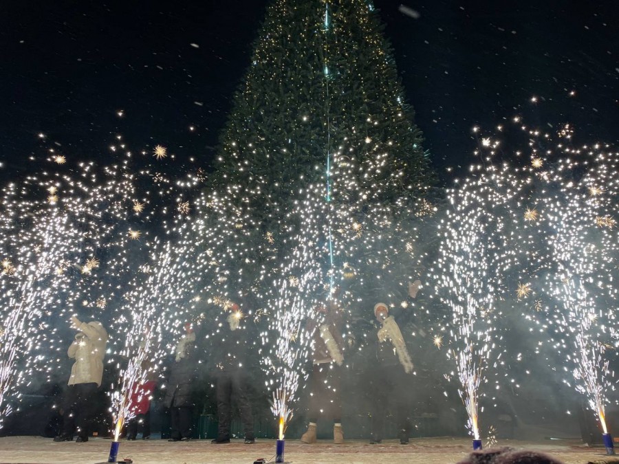 Окрытие елочного городка: волшебство зимнего праздника
