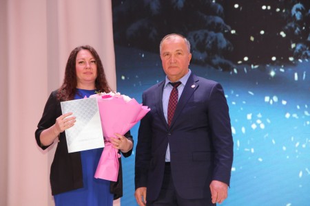 В культурном центре "Чулман-Су" прошел новогодний концерт