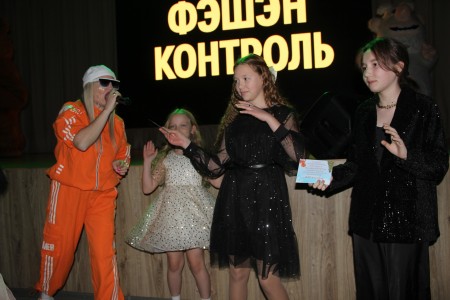 Елка Главы собрала лучших детей Камских Полян на праздник