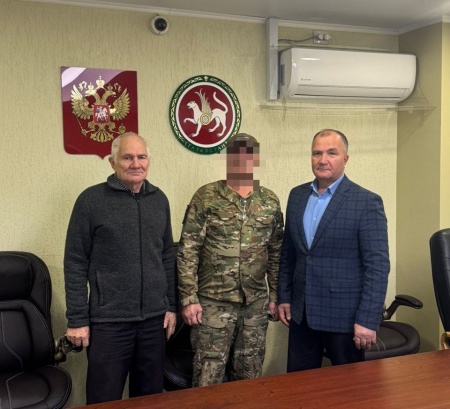 В администрации прошла встреча с участником СВО