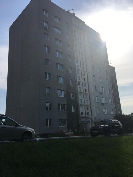 В Камских Полянах продолжаются работы по капитальному ремонту жилого фонда и дворов