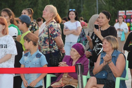 "Вместе мы - семья!": камполянцы отметили День семьи, любви и верности