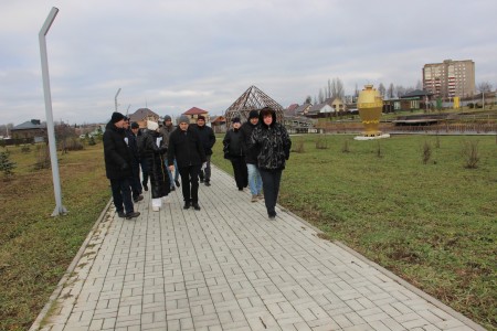 В парке "Оазис" прошло совещание по подготовке к новогодним мероприятиям