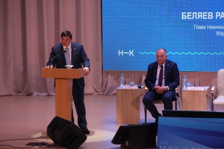 В Камских Полянах прошла встреча с населением